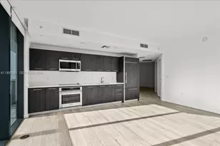 55 SW 9th St, Miami, FL 33130 - Photo 6