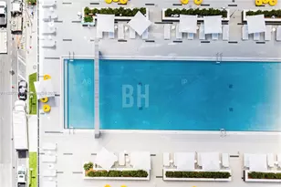 55 SW 9th St, Miami, FL 33130 - Photo 32