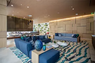 55 SW 9th St, Miami, FL 33130 - Photo 14