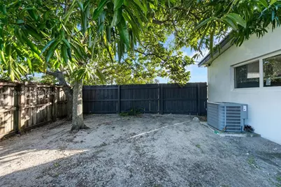 2441 Alcazar Dr, Miramar, FL 33023 - Photo 42