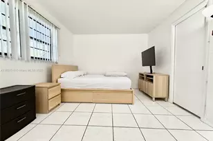 10825 SW 112th Ave, Miami, FL 33176 - Photo 32