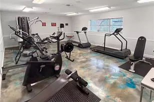 7897 Golf Cir Dr, Margate, FL 33063 - Photo 14