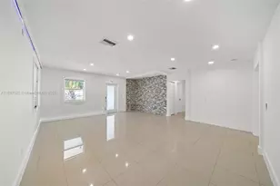 845 NW 2nd St, Florida City, FL 33034 - Photo 8