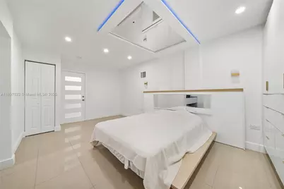 845 NW 2nd St, Florida City, FL 33034 - Photo 4