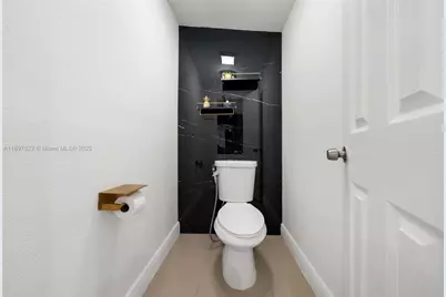 845 NW 2nd St, Florida City, FL 33034 - Photo 20