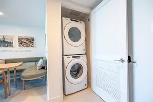 601 NE 1st Ave, Miami, FL 33132 - Photo 8