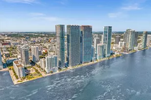 700 NE 24th St, Miami, FL 33137 - Photo 1