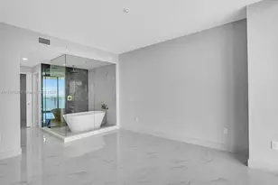 700 NE 24th St, Miami, FL 33137 - Photo 28