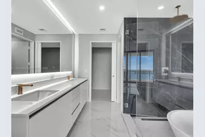 700 NE 24th St #3303, Miami, FL 33137 - Photo 36