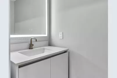 700 NE 24th St #3303, Miami, FL 33137 - Photo 46