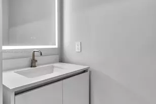 700 NE 24th St, Miami, FL 33137 - Photo 46