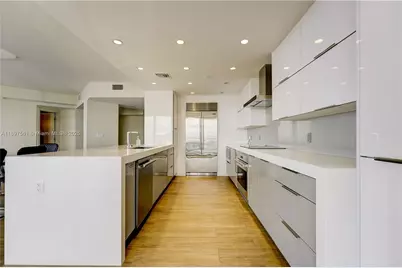 2800 Island Bl #2904, Aventura, FL 33160 - Photo 12