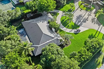 15625 SW 73rd Ct, Palmetto Bay, FL 33157 - Photo 2