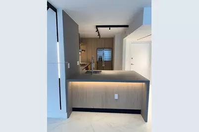 800 N Miami Ave #E-901, Miami, FL 33136 - Photo 12