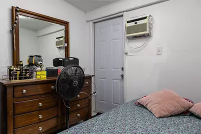 13337 NW 3rd Ln, Miami, FL 33182 - Photo 22