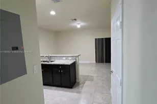 528 SE 32nd Ave, Homestead, FL 33033 - Photo 14