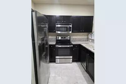 528 SE 32nd Ave #528, Homestead, FL 33033 - Photo 10