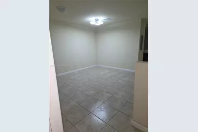 528 SE 32nd Ave #528, Homestead, FL 33033 - Photo 2