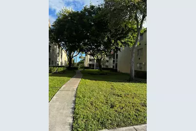 450 S Park Rd #5-304, Hollywood, FL 33021 - Photo 2