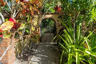 11851 NW 7th St, Plantation, FL 33325 - Photo 2