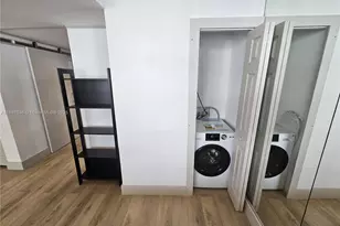 1408 Brickell Bay Dr, Miami, FL 33131 - Photo 18