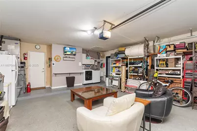 8111 SW 183rd St, Palmetto Bay, FL 33157 - Photo 90