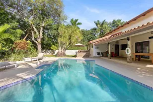 8111 SW 183rd St, Palmetto Bay, FL 33157 - Photo 84