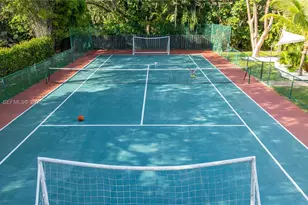 8111 SW 183rd St, Palmetto Bay, FL 33157 - Photo 10