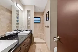 8111 SW 183rd St, Palmetto Bay, FL 33157 - Photo 60