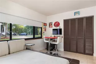 8111 SW 183rd St, Palmetto Bay, FL 33157 - Photo 56