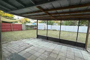 6632 Edgewater Dr, Orlando, FL 32810 - Photo 4