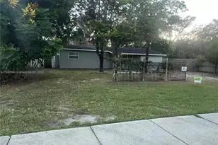 6632 Edgewater Dr, Orlando, FL 32810 - Photo 2