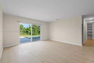 432 SW 64th Ter, Margate, FL 33068 - Photo 6