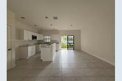 1106 SW 7th Ct, Florida City, FL 33034 - Photo 1