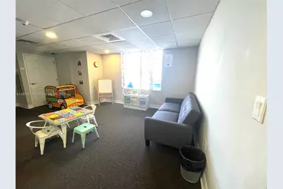 900 SW 8th St #1505, Miami, FL 33130 - Photo 30