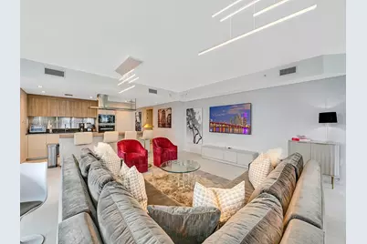 1000 Brickell Plz #3402, Miami, FL 33131 - Photo 8