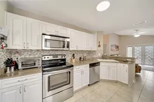 1653 SW 158th Terrace, Pembroke Pines, FL 33027 - Photo 16