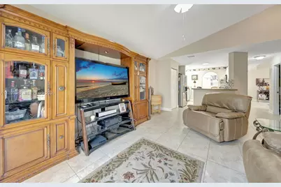 1653 SW 158th Ter, Pembroke Pines, FL 33027 - Photo 20