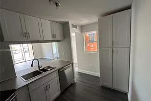 855 NE 209th St, Miami, FL 33179 - Photo 34