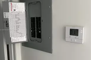 855 NE 209th St, Miami, FL 33179 - Photo 32