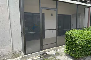 855 NE 209th St, Miami, FL 33179 - Photo 38