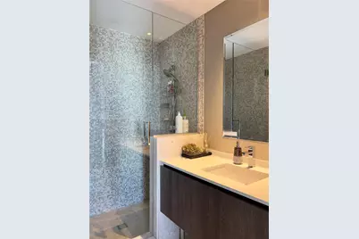 68 SE 6th St #3611, Miami, FL 33131 - Photo 20