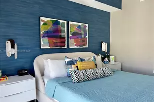 68 SE 6th St, Miami, FL 33131 - Photo 14