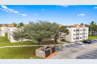 6065 NW 186th St #306, Hialeah, FL 33015 - Photo 54