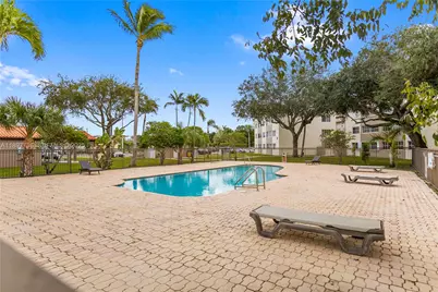 6065 NW 186th St #306, Hialeah, FL 33015 - Photo 10