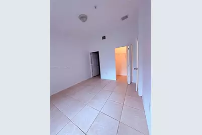 3820 SW 48th Ave #E-31, Pembroke Park, FL 33023 - Photo 14