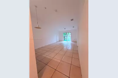 3820 SW 48th Ave #E-31, Pembroke Park, FL 33023 - Photo 10