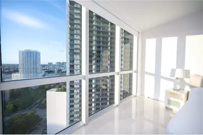 1750 N Bayshore Dr #2615, Miami, FL 33132 - Photo 18