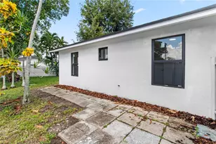 205 NW 7th Ave, Dania Beach, FL 33004 - Photo 22