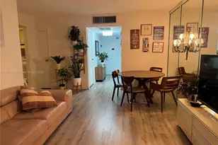 20301 W Country Club Dr, Aventura, FL 33180 - Photo 10